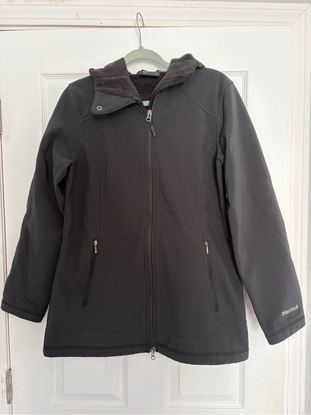 Marmot Ladies Size M Lightweight Winter Jacket